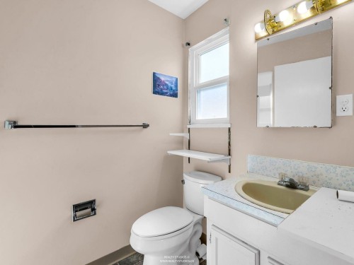 1205 49Th Avenue E, Vancouver, BC 