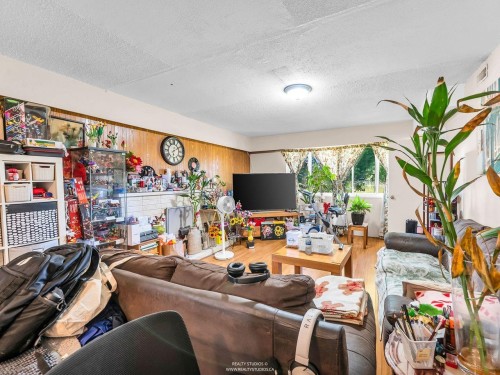 1205 49Th Avenue E, Vancouver, BC 