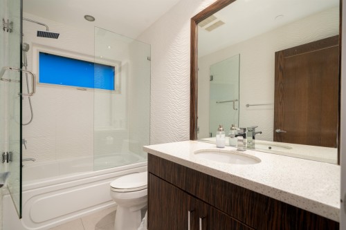 985 Eyremount Drive, West Vancouver, BC 