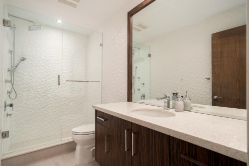 985 Eyremount Drive, West Vancouver, BC 