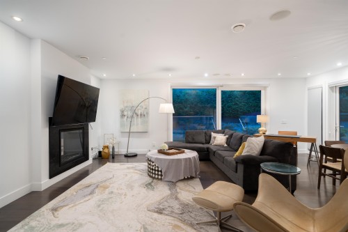 985 Eyremount Drive, West Vancouver, BC 