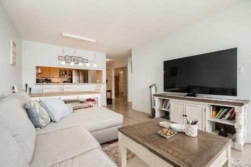 1705-1148 Heffley Crescent, Coquitlam, BC 