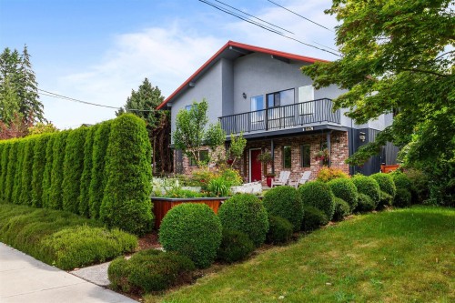 449 Lakeview Street, Coquitlam, BC 