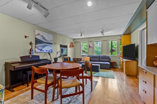 449 Lakeview Street, Coquitlam, BC 