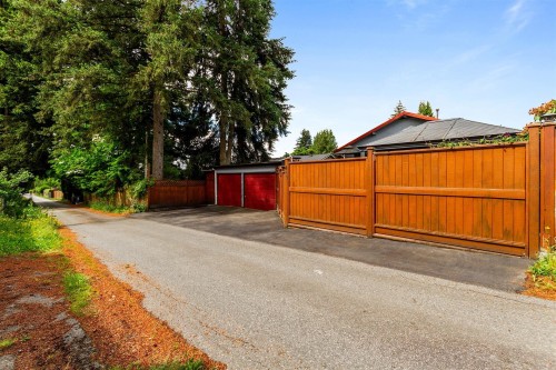 449 Lakeview Street, Coquitlam, BC 