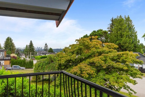 449 Lakeview Street, Coquitlam, BC 