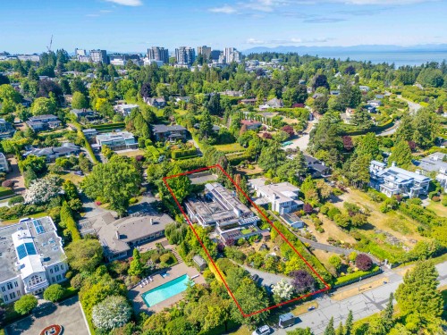 5570 Newton Wynd, Vancouver, BC - Outdoor With View