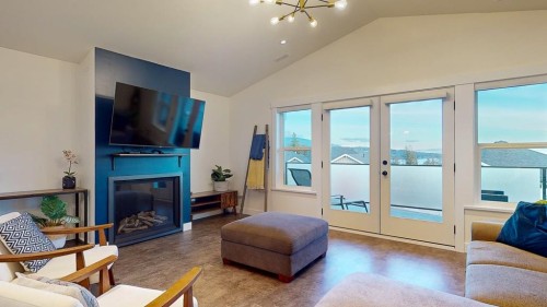 5629 Kingbird Crescent, Sechelt, BC 