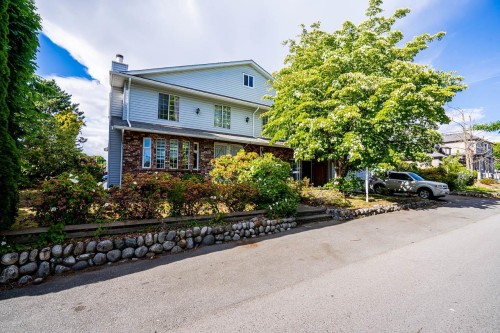 1525 51St Avenue E, Vancouver, BC 