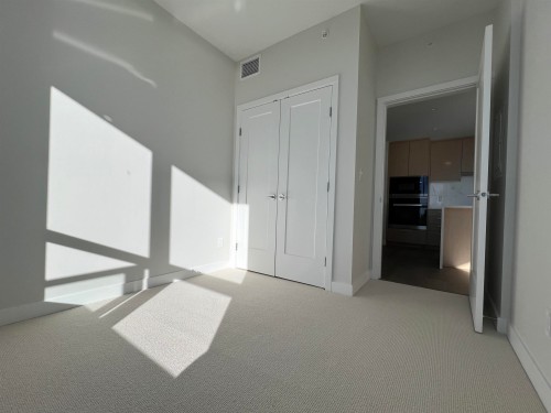 1910-5608 Berton Avenue, Vancouver, BC 