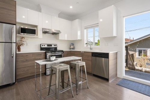 2275 34Th Avenue E, Vancouver, BC 