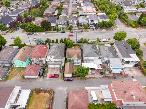 7544 Main Street, Vancouver, BC 