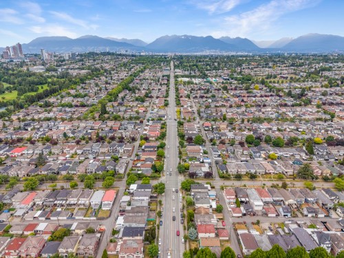 7544 Main Street, Vancouver, BC 