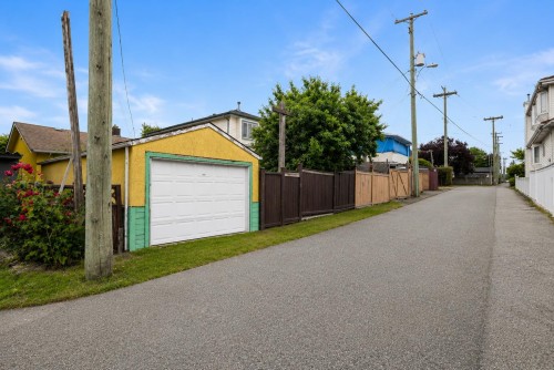 7544 Main Street, Vancouver, BC 