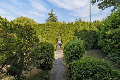 3707 Arbutus Street, Vancouver, BC 