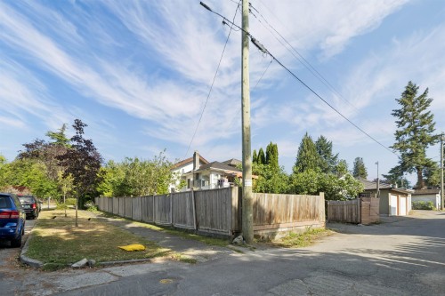 3707 Arbutus Street, Vancouver, BC 