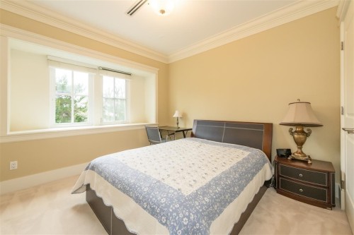 1121 39Th Avenue W, Vancouver, BC 