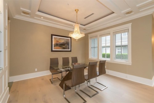 1121 39Th Avenue W, Vancouver, BC 