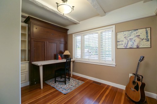2308 Inglewood Avenue, West Vancouver, BC 