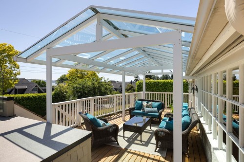2308 Inglewood Avenue, West Vancouver, BC 