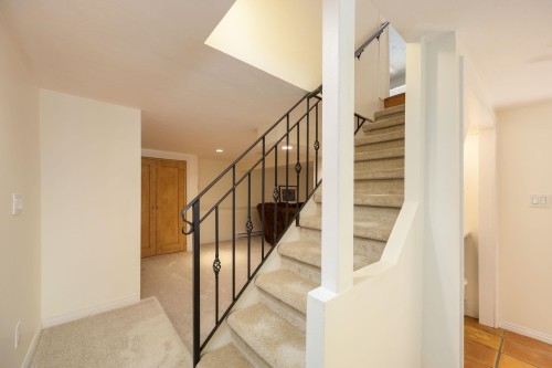 2308 Inglewood Avenue, West Vancouver, BC 