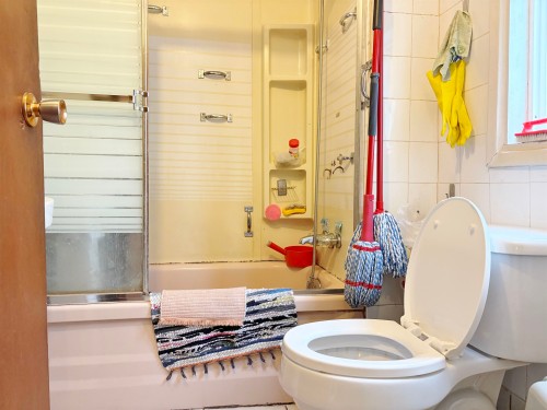 3034 Glen Drive, Vancouver, BC 