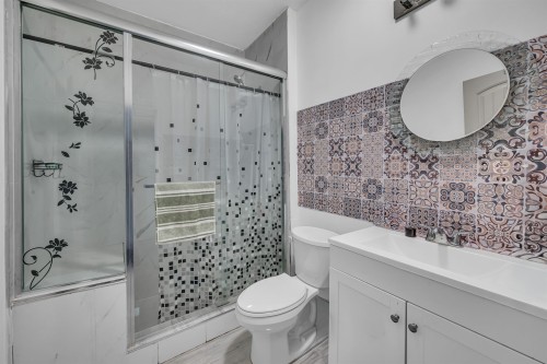 20692 River Road, Maple Ridge, BC 