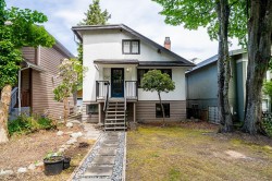 4413 13 Avenue W Vancouver, BC V6R 2V2