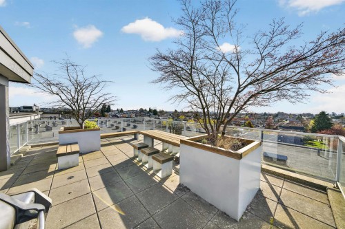 506-2888 2Nd Avenue E, Vancouver, BC - Outdoor With View