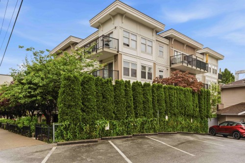 109-22290 North Avenue  Maple Ridge, BC V2X 8Z8