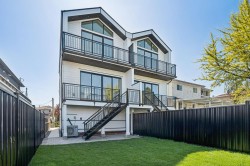 1-1005 55th Avenue E Vancouver, BC V5X 1N8