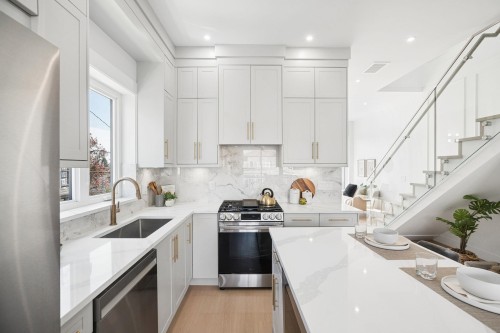 2-1005 55Th Avenue E, Vancouver, BC 