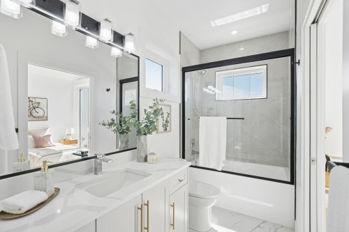 2-1005 55Th Avenue E, Vancouver, BC 