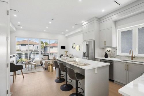 2-1005 55Th Avenue E, Vancouver, BC 