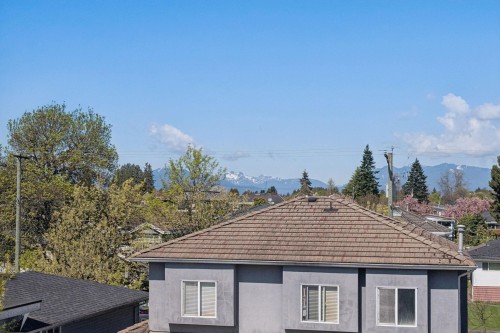 2-1005 55Th Avenue E, Vancouver, BC 