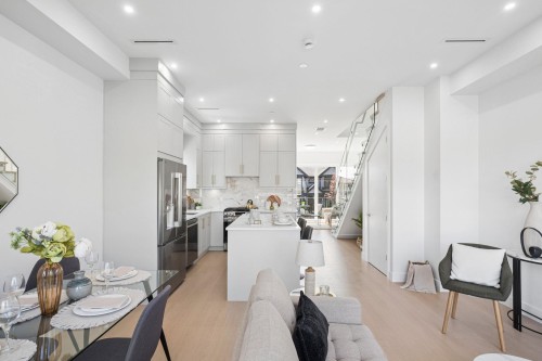 2-1005 55Th Avenue E, Vancouver, BC 
