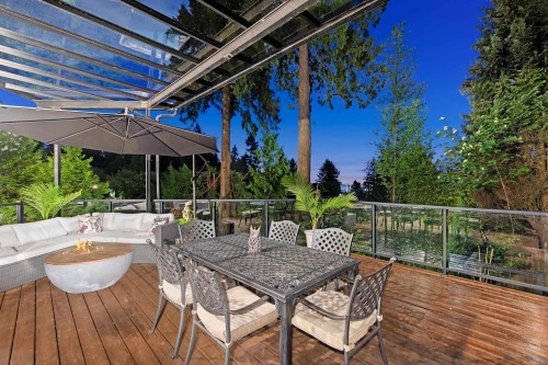 673 Sylvan Avenue, North Vancouver, BC - Outdoor With Deck Patio Veranda