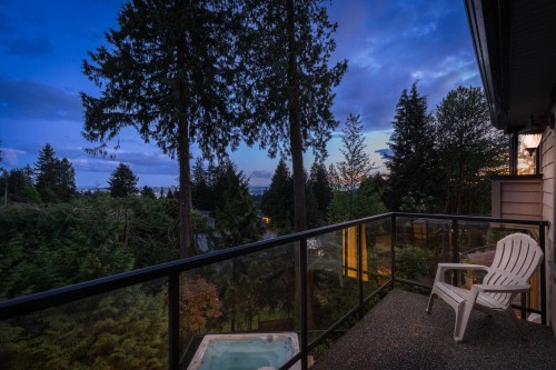 673 Sylvan Avenue, North Vancouver, BC - Outdoor