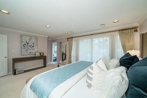 4255 15Th Avenue W, Vancouver, BC 