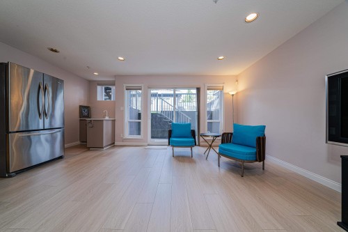4255 15Th Avenue W, Vancouver, BC 