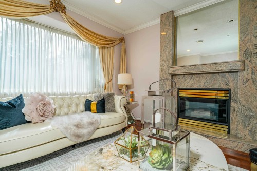 4255 15Th Avenue W, Vancouver, BC 