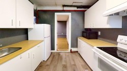 720 54th Avenue WVancouver, BC V6P 0A8
