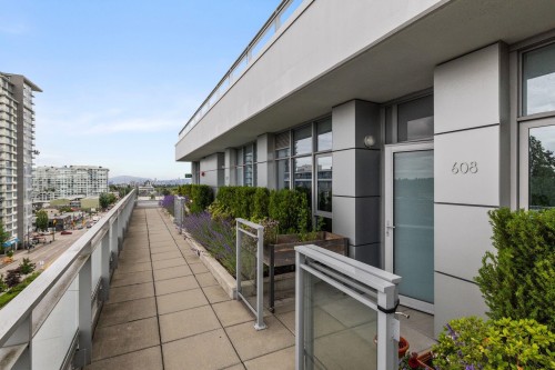 608-2435 Kingsway, Vancouver, BC 
