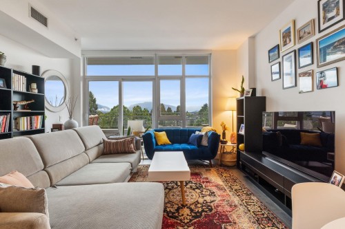 608-2435 Kingsway, Vancouver, BC 