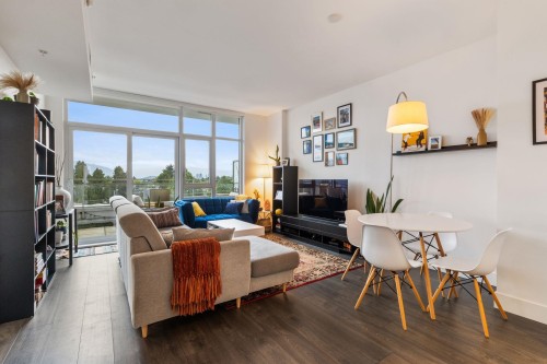 608-2435 Kingsway, Vancouver, BC 
