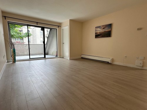 401-4941 Lougheed Highway, Burnaby, BC 