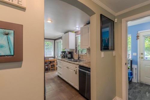 38807 Britannia Avenue, Squamish, BC 