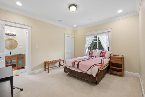 3711 Ullsmore Avenue, Richmond, BC 