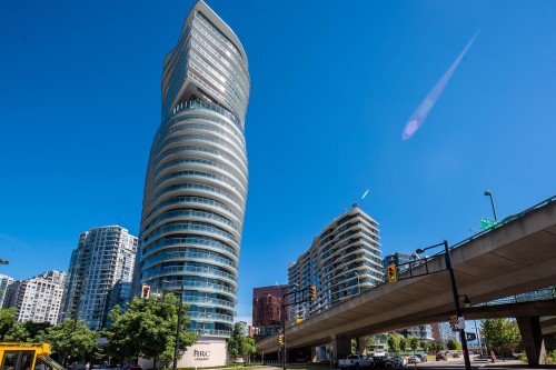 2001-89 Nelson Street  Vancouver, BC V6Z 0E7