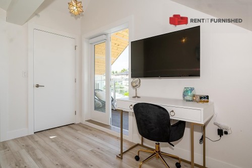 3143 8Th Avenue E, Vancouver, BC 